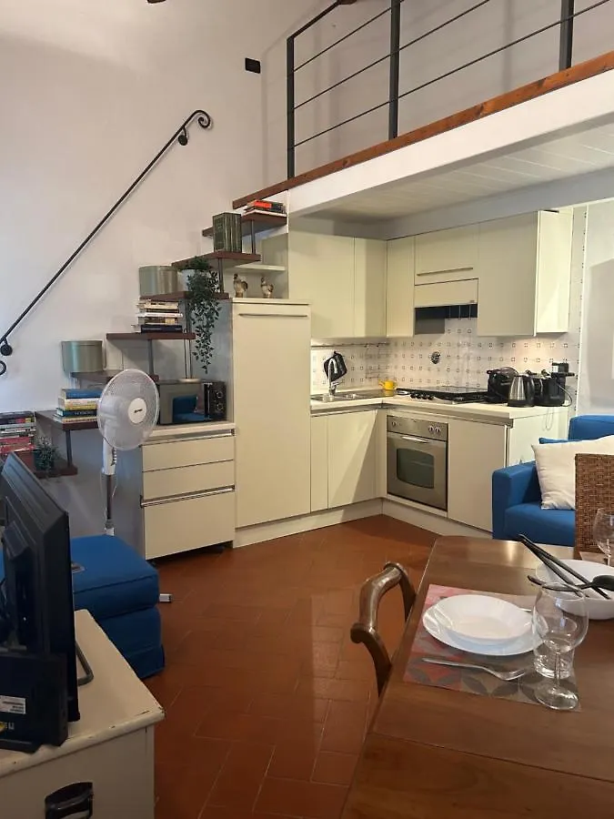 Lovely Florence Apartment